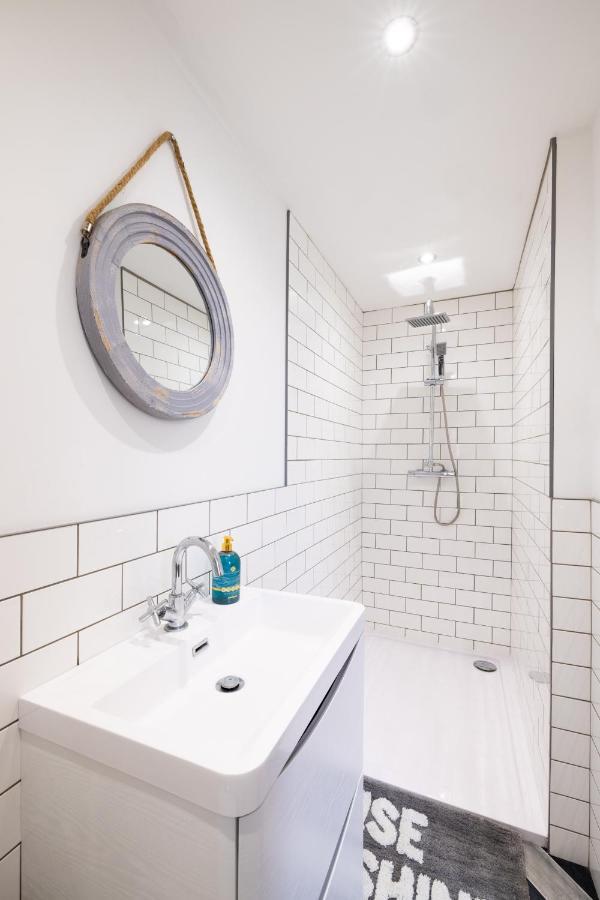 Den Of Joy Humberston Fitties Sleeps 6,Hot Tub,Log Burner Villa Cleethorpes Kültér fotó