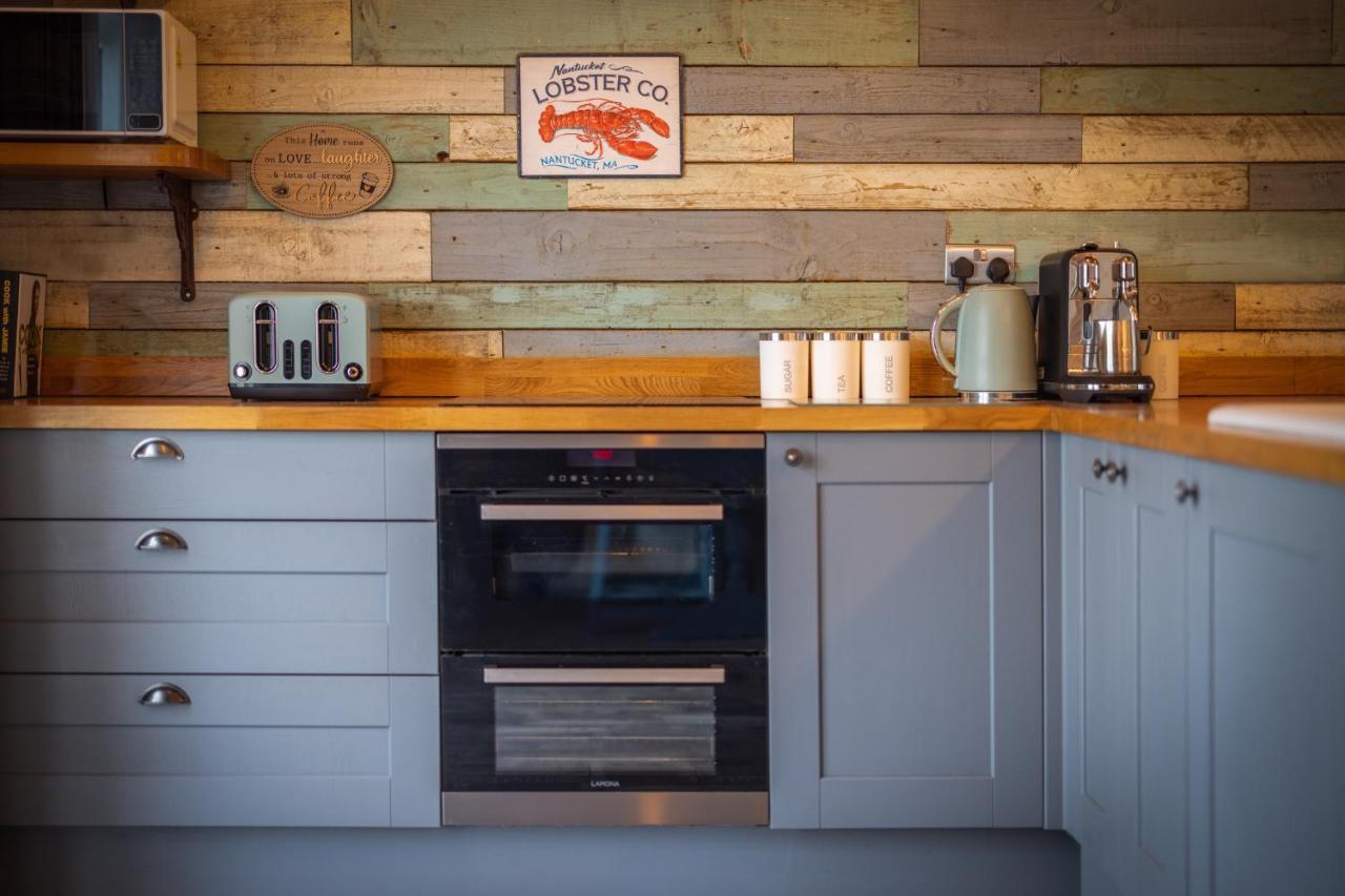 Den Of Joy Humberston Fitties Sleeps 6,Hot Tub,Log Burner Villa Cleethorpes Kültér fotó
